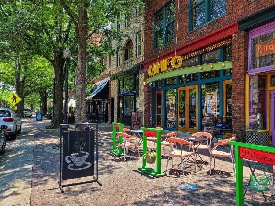 Hay Street scene, Fayetteville, NC