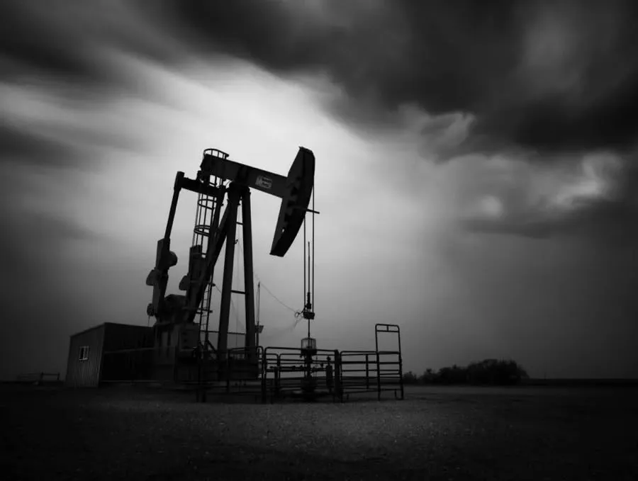 Oil well in B&W